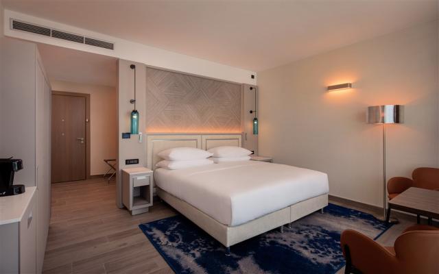 HILTON Rijeka COSTABELLA BEACH RESORT AND SPA, Chorvatsko - Ist