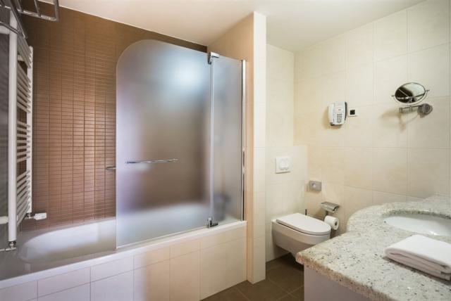 dvoulůžková ložnice a denní místnost - typ APT. 2+2 SU B