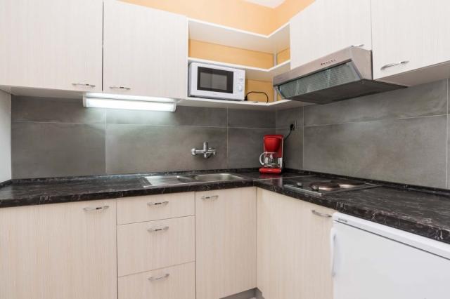 dvoulůžková ložnice a denní místnost - typ Apt. 2+2