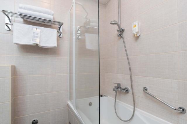 dvě dvoulůžkové ložnice a denní místnost - typ APT. 5+2