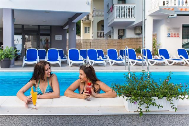 Holiday Resort ANTONIJA,OLIVA,TRITON, Chorvatsko - Střední Dalm