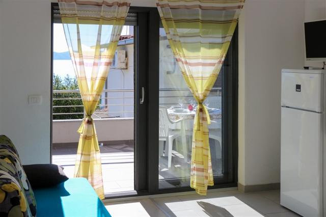 dvoulůžková ložnice a denní místnost - typ APT. 2+2 - č.1