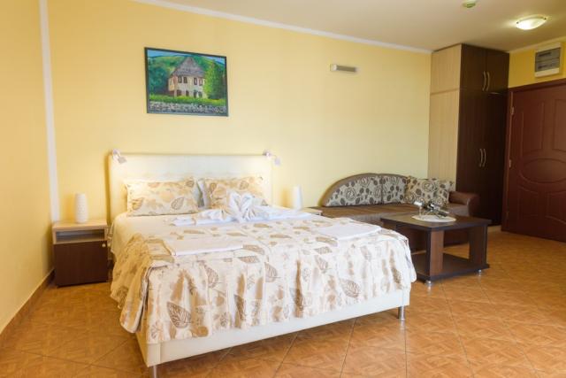 Hotel M, Černá Hora - Kotorský záliv - Herceg Novi, zobrazení v