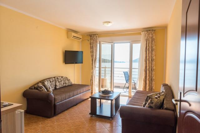 Hotel M, Černá Hora - Kotorský záliv - Herceg Novi, zobrazení v