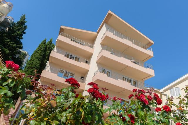Hotel M, Černá Hora - Kotorský záliv - Herceg Novi, zobrazení v