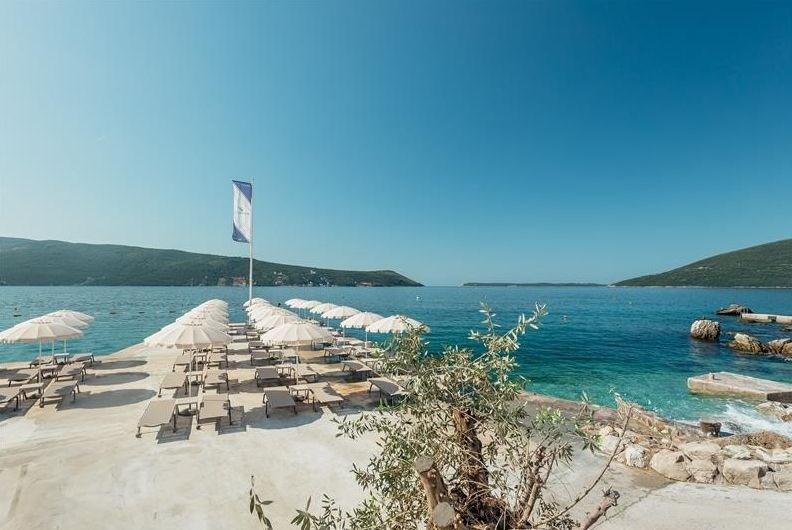pláž Hotelu a Depandance PERLA, Herceg Novi - pláž