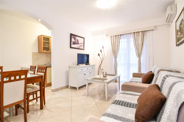 dvoulůžková ložnice a denní místnost - typ Apt. 2+2