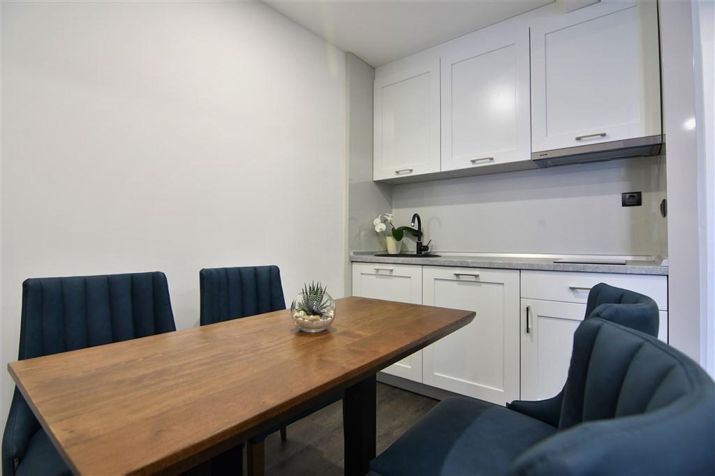 dvoulůžková ložnice a denní místnost - typ Apt. 2+2