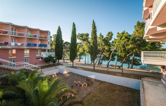 CENTINERA Resort & Camping, Banjole