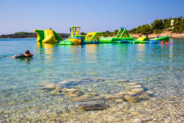 CENTINERA Resort & Camping, Banjole - pláž