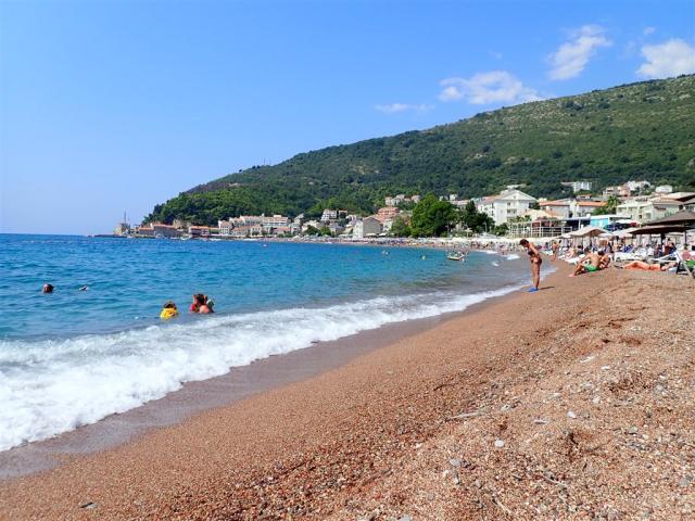 Petrovac - pláž