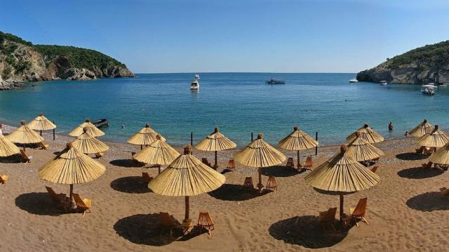 Kraljichina Beach / Královnina pláž