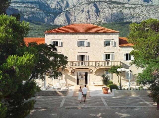 Heritage Hotel KAŠTELET, Tučepi