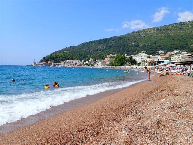 Petrovac - pláž
