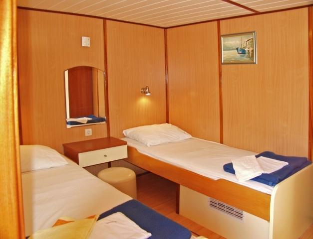 Tradiční jachta s moderním vzhledem PREMIUM o délce cca 29-35 m