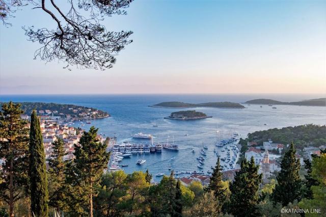 HVAR