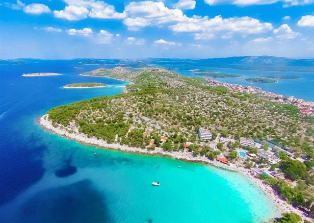 COLENTUM Resort, Murter