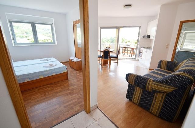dvoulůžková ložnice a denní místnost - typ APT 2+2 B EXTRA - PA