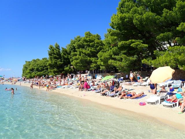 SUNNY MAKARSKA BY VALAMAR (ex. RIVIJERA), Makarska - pláž