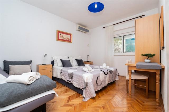 Apartmány URLIĆ u pláže Biokovka, Chorvatsko - Střední Dalmácie