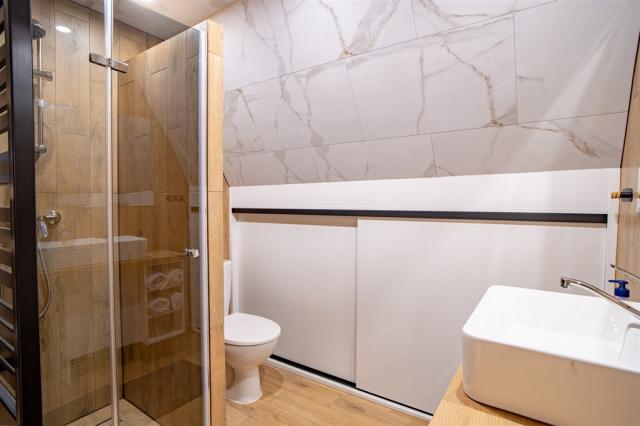 dvě dvoulůžkové ložnice a denní místnost - typ Apt. 4(+1) PREMI