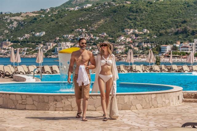 HOTEL RUŽA VJETROVA, Černá Hora - Barská riviéra - Dobra Voda, 