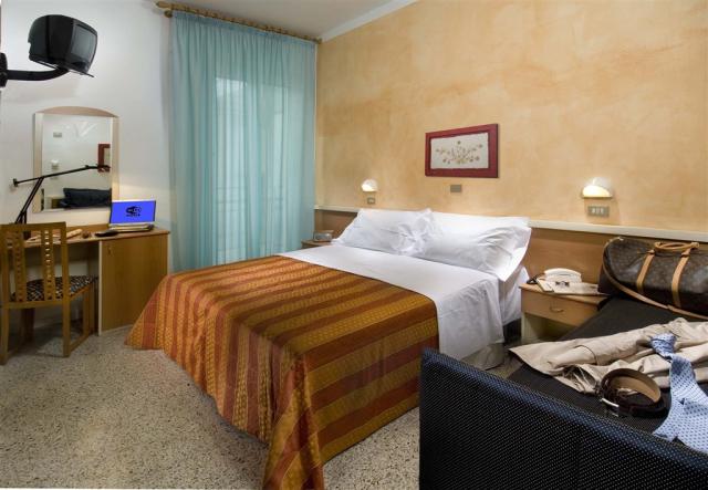 Hotel ST. MORITZ, Itálie - Emilia-Romagna - Bellaria/Igea Marin