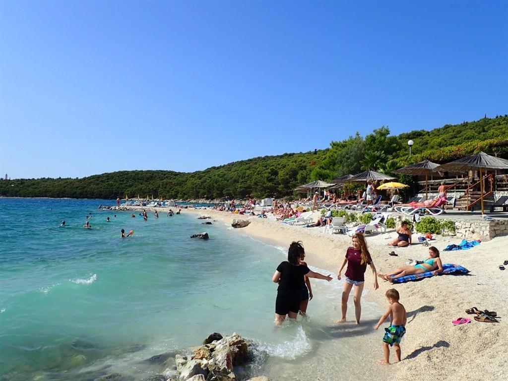 Hotel MEDENA, Trogir - Seget Donji - pláž