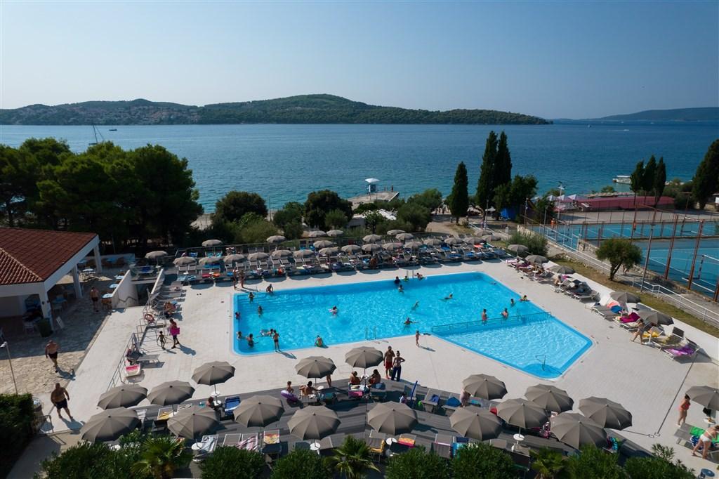 Trogir-Seget Donji-Hotel Medena