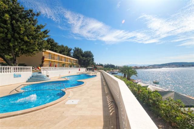 Hotel VAL (ex. JADRAN), Chorvatsko - Severní Dalmácie - Trogir 