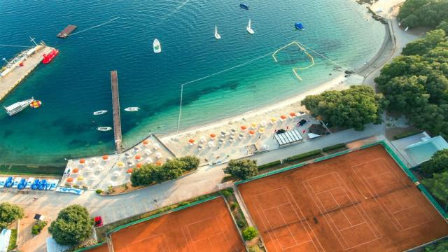 VALAMAR TAMARIS RESORT - Agava, Poreč-Lanterna - pláž
