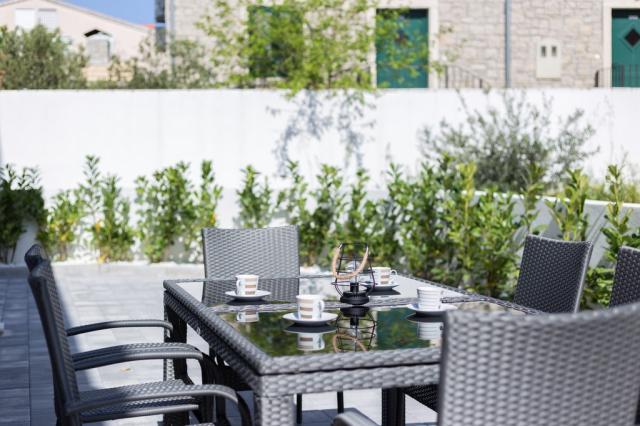 Vila BUZOV, Chorvatsko - Severní Dalmácie - Vodice - Srima, zob