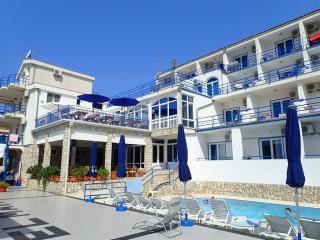Hotel El Mar Club