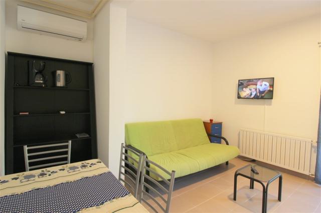 dvoulůžková ložnice a denní místnost - typ APT. 2+1
