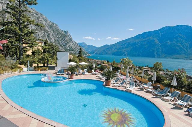 PISCINA-PANORAMICA2.JPG