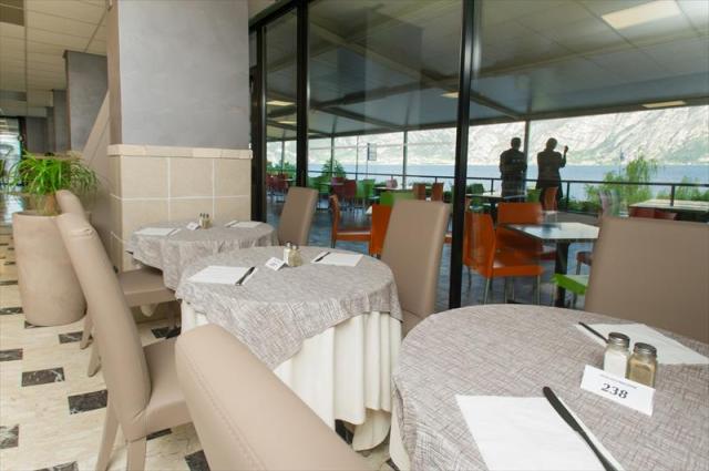 570_10_RISTORANTE.JPG