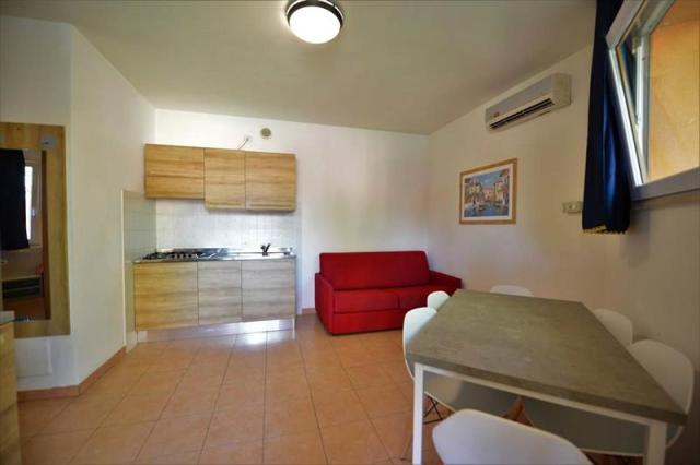 BUNGALOW-4.JPG