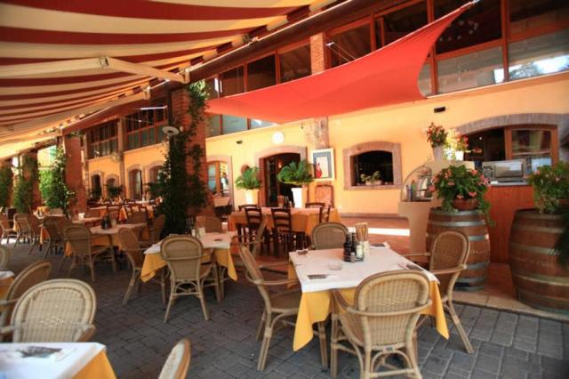 RISTORANTI-2.JPG