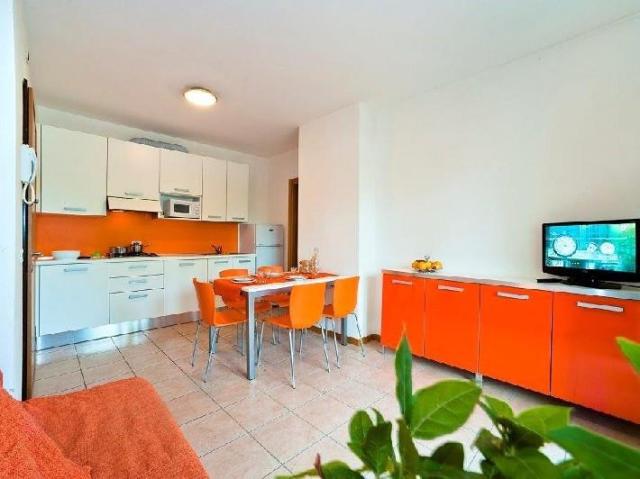 RESIDENCE-C93E19E6728123E4C064ABA7B5DF5300-001.JPG
