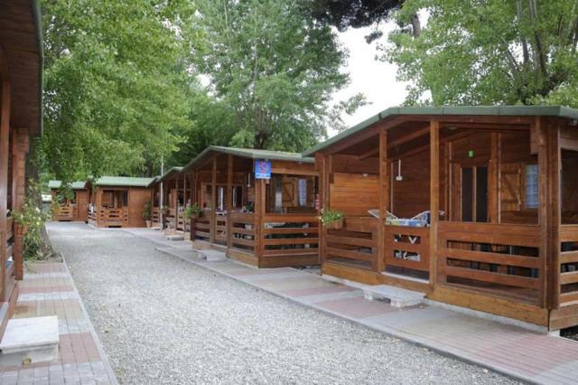 BUNGALOWS-4POSTI.JPG