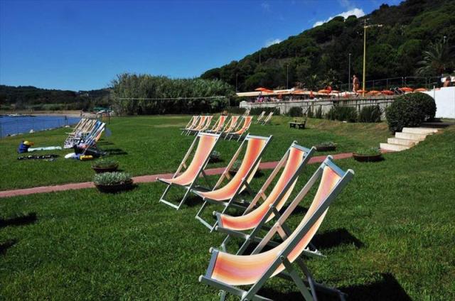 SPIAGGIA1.JPG