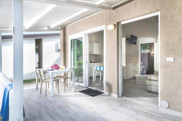 APARTMENT-SUPERIOR-VERANDA-ATTREZZATA-VILLAGGIO-SA.JPG