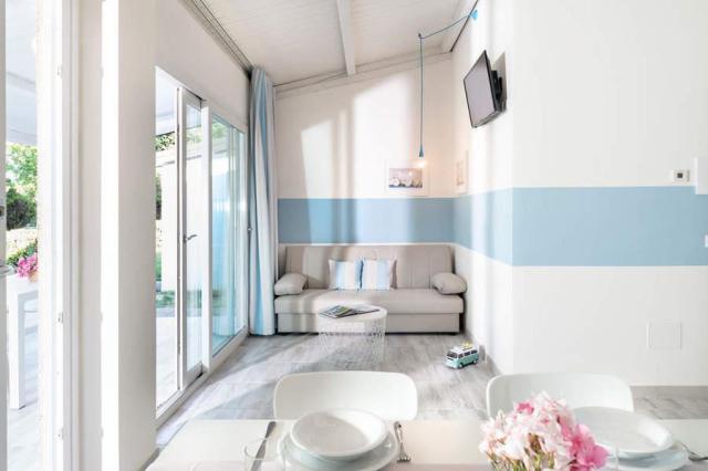 BI-CHALET-PENELOPE-SOGGIORNO-CUCINA.JPG
