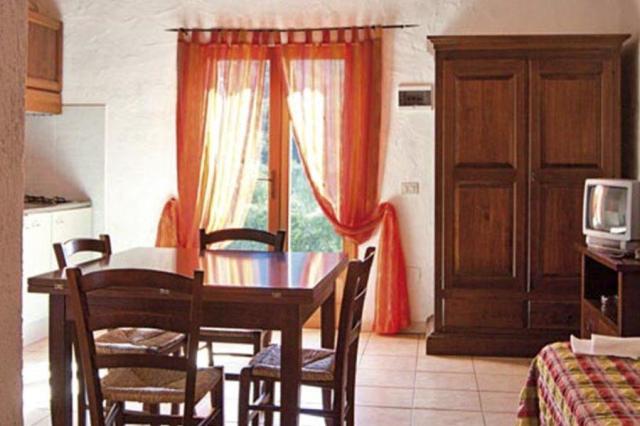 GISELLA5.JPG