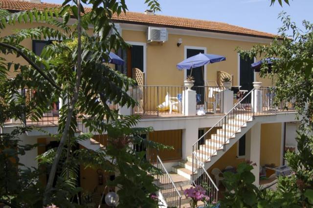 QUINTAVALLE2.JPG