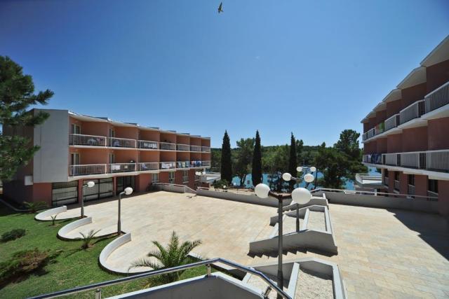 Centinera