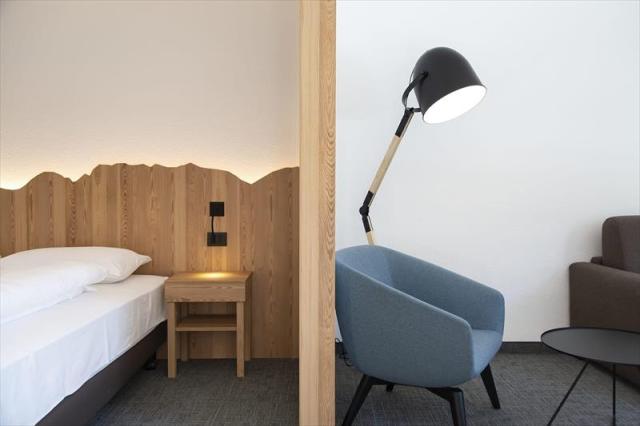 BLU_HOTEL_SENALES_ZIRM_FAMILY.JPG