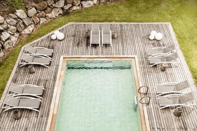 2007KP_POOL_07.JPG