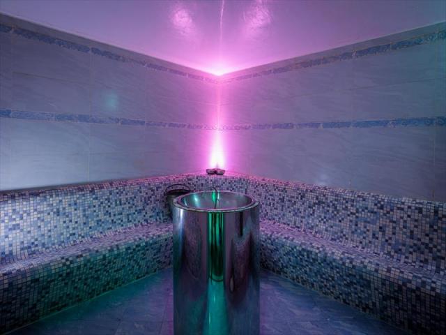 PARCHOTEL-WELLNESSPARADISO-10.JPG