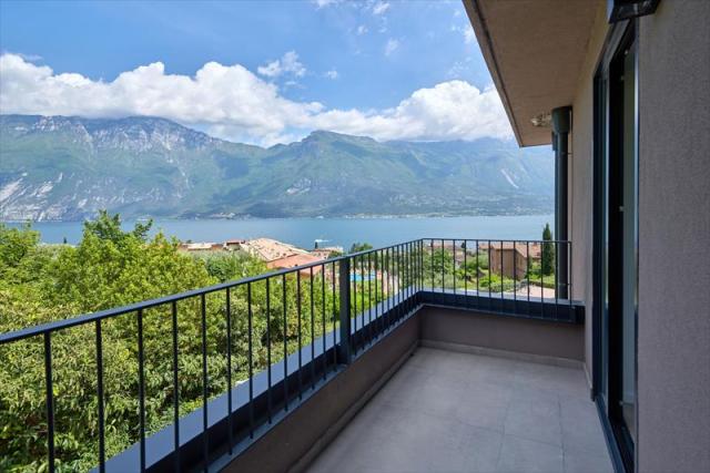 JUNIOR SUITE - VISTA LAGO3.JPG